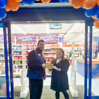 458-bandm-lincoln-store-opening-23