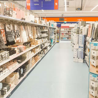 458-bandm-lincoln-store-opening-8