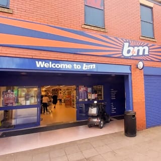 464-bmstores-profile-southwich-green-2023-07-06