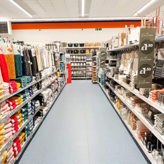 473-bandm-grismby-store-3