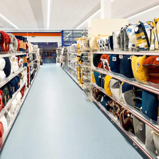 473-bandm-grismby-store-4