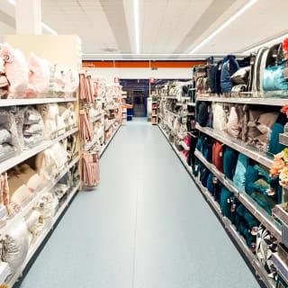 473-bandm-grismby-store-5