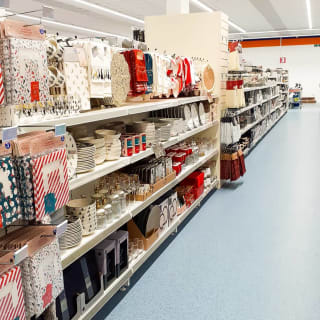 473-bandm-grismby-store-7