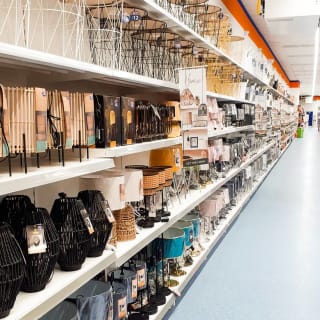 473-bandm-grismby-store-9