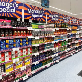 481-bandm-portrack-store-reopening-15