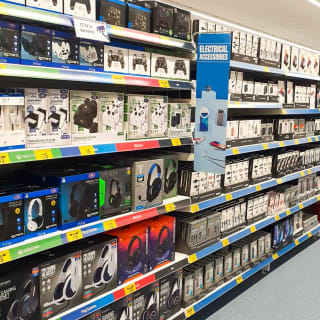 492-bandm-uddingston-store-reopening-25