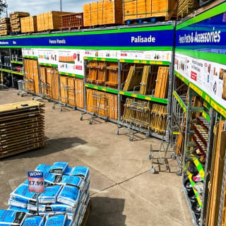 492-bandm-uddingston-store-reopening-3