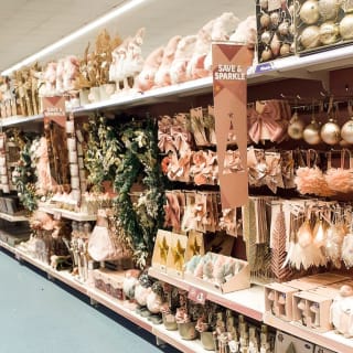 492-bandm-uddingston-store-reopening-31