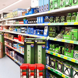 492-bandm-uddingston-store-reopening-32