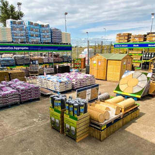 492-bandm-uddingston-store-reopening-9