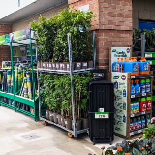 493-bmstores-hunslet-garden-centre-opening-2024-05-18-15