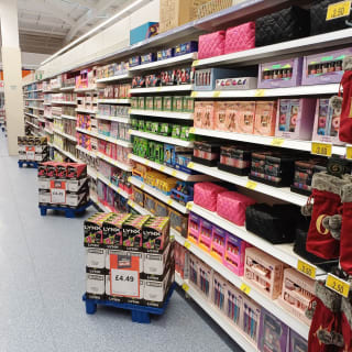 506-bmstores-glasgow-forge-store-instore-16