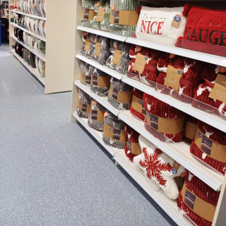 506-bmstores-glasgow-forge-store-instore-25