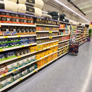 545-bmstores-towcaster-store-relaunch-22