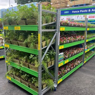 644-huddersfield-leeds-road-retail-park-garden-centre-2