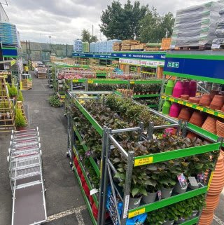 644-huddersfield-leeds-road-retail-park-garden-centre-8