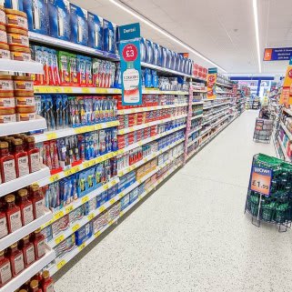 672-bandm-plymouth-store-11