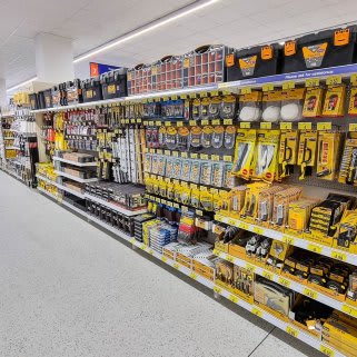 672-bandm-plymouth-store-21