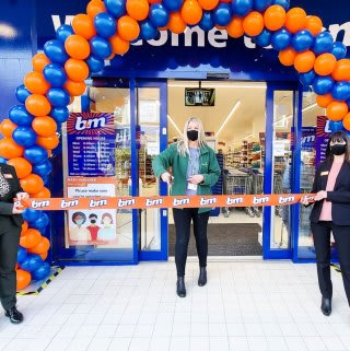 672-bandm-plymouth-store-ribbon