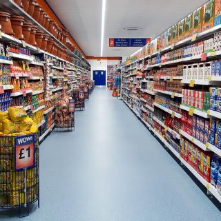 692-bandm-rhyl-store-with-garden-centre-11