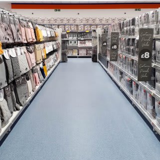 692-bandm-rhyl-store-with-garden-centre-6