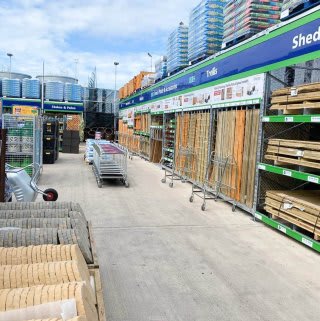 692-bandm-rhyl-store-with-garden-centre-gc-5