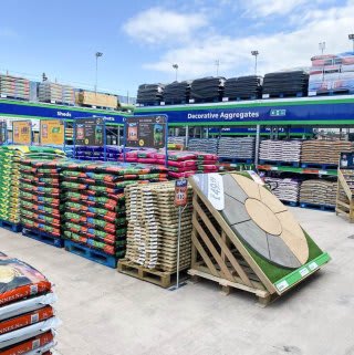 692-bandm-rhyl-store-with-garden-centre-gc-7