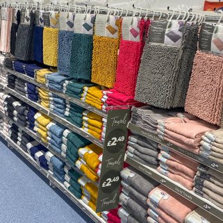 705-bandm-batley-blakeridge-mill-store-14