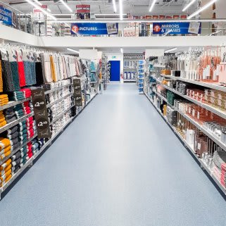 706-bandm-east-kilbride-kingsgate-retail-park-store-13