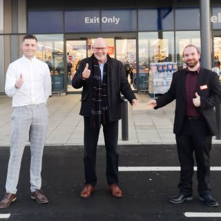 708-bandm-middlesbrough-middlehaven-store-opening-charity-2