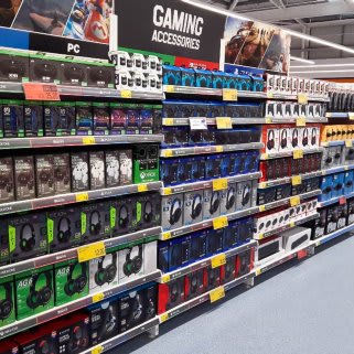 709-bandm-cardiff-avenue-retail-park-store-16