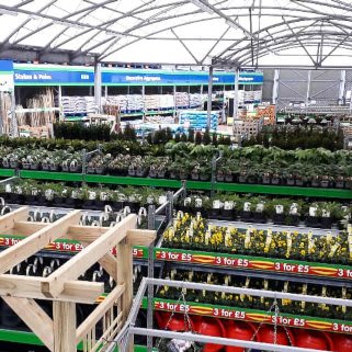 709-bandm-cardiff-avenue-retail-park-store-garden-centre-3