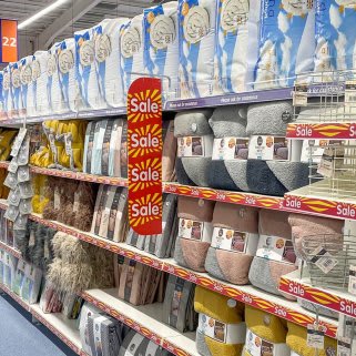 710-bandm-fenton-store-with-garden-centre-14