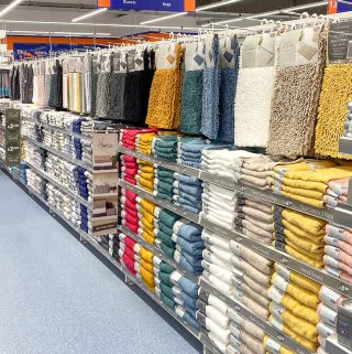 710-bandm-fenton-store-with-garden-centre-18