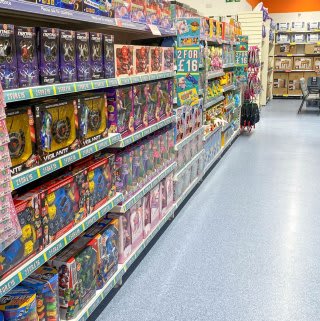 710-bandm-fenton-store-with-garden-centre-3