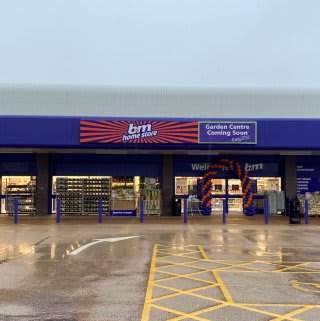 710-bandm-fenton-store-with-garden-centre-profile