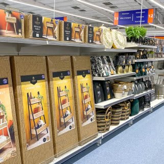 712-bandm-pallion-store-with-garden-centre-10