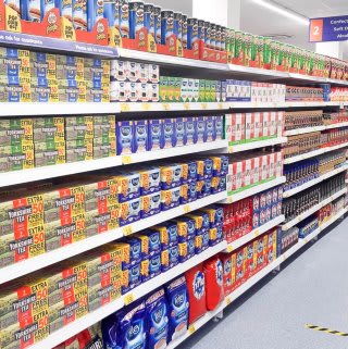 713-bandm-huddersfield-new-street-store-2