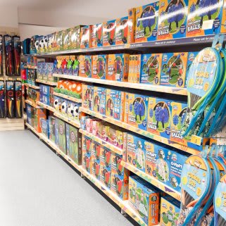 713-bandm-huddersfield-new-street-store