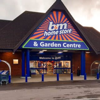 714-bandm-millbrook-store-with-garden-centre-store