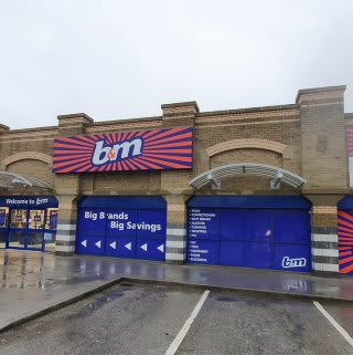 715-bandm-goole-store-front