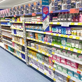 716-bandm-leeds-colton-store-with-garden-centre-17