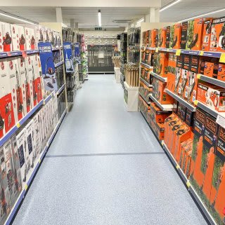 716-bandm-leeds-colton-store-with-garden-centre-29