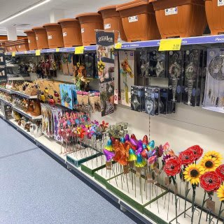 716-bandm-leeds-colton-store-with-garden-centre-33