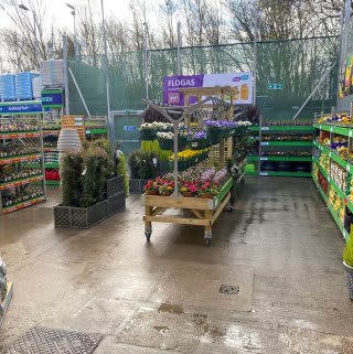 716-bandm-leeds-colton-store-with-garden-centre-gc