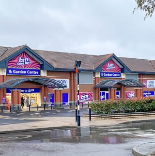 716-bandm-leeds-colton-store-with-garden-centre-profile-2