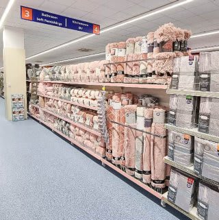 717-bandm-high-wycombe-store-46