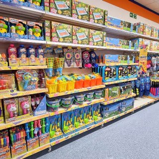 717-bandm-high-wycombe-store-48