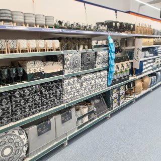 719-bandm-719-clydebank-store-9