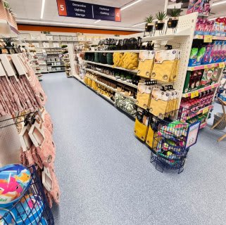 721-bandm-llangefni-store-5